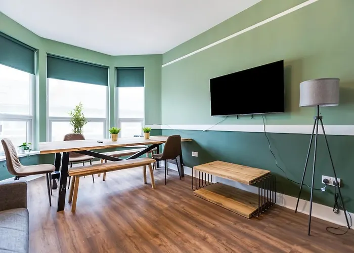 Queen Street Apartments By Sasco